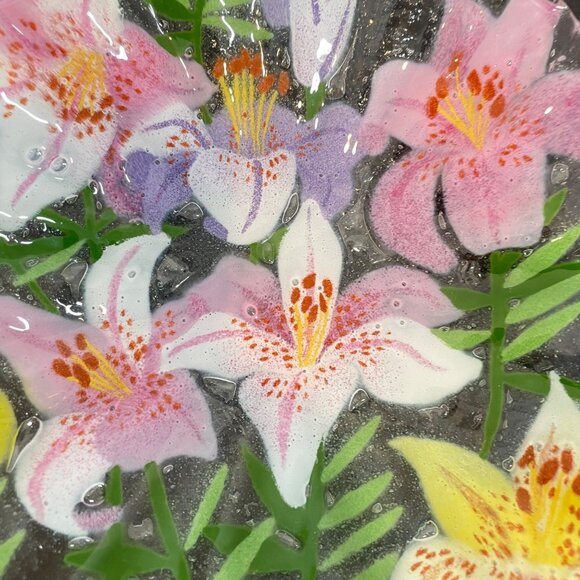 Fused Glass Floral Bowl Handmade Lily Design Colorful Decorative Plate 8.5" sign - Picture 3 of 8